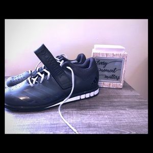 ❤️ADIDAS MENS POWERLIFT...3.1 CROSS TRAINER SHOES